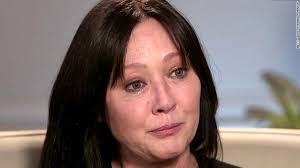Shannen Doherty despre cancer: oamenii te privesc de parca ai fi deja mort