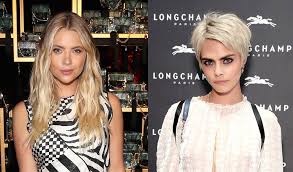 Cara Delevingne si Ashley Benson s-au despartit! Haideti sa ne amintim povestea lor de dragoste
