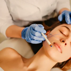 3.281 de flacoane cu botox, ascunse în microbuz, descoperite la Calafat