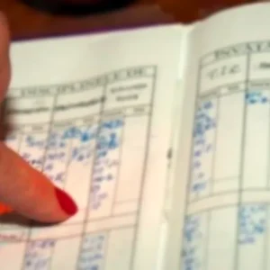Câte absențe scad nota la purtare în 2026-2027?