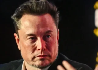 Elon Musk spune că banii nu vor mai conta din cauza inteligenței artificiale