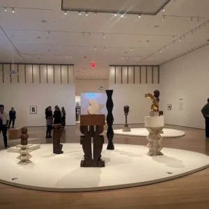 Expoziția Brâncuși de la MoMA, la New York