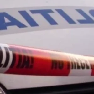 Un TIR pe contrasens ar fi lovit autospeciala de salubritate, șoferul rănit grav